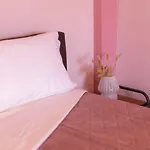 Vila Lydia *