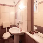 Vila Lydia Karianí