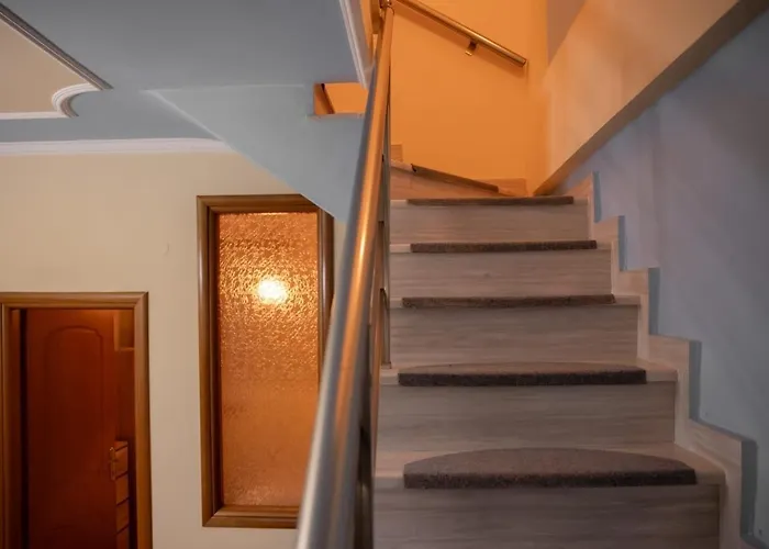 Lydia Villa Karianí